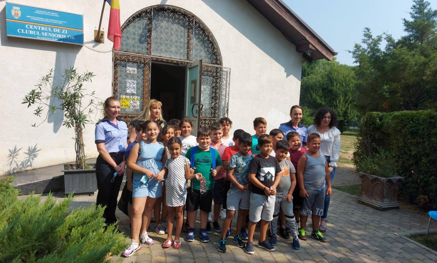 Sesiune de informare privind traficul de persoane, cu scopul de a diminua riscurile la care sunt supuși tinerii