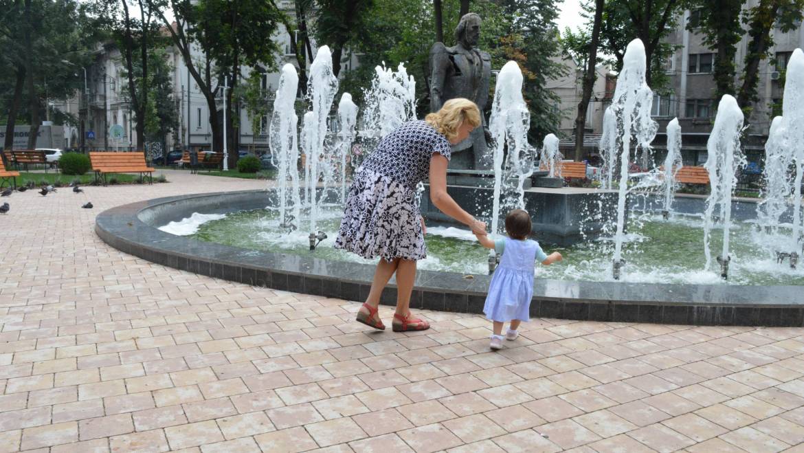 DGASPC Sector 2 recrutează personal în vederea evaluării şi recrutării ca Asistent Maternal Profesionist în cadrul  Proiectului „TEAM-UP: Progres în calitatea îngrijirii alternative a copiilor” – ID 127169